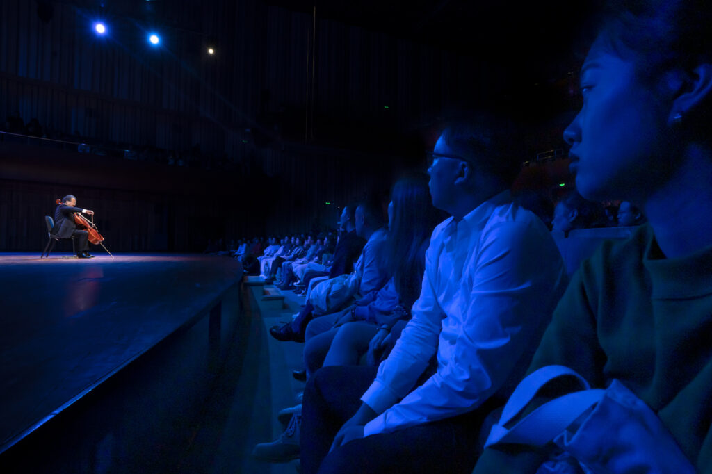 Yo Yo Ma plays the Bach Cello Suites to a packed house at the Xi'an Concert Hall